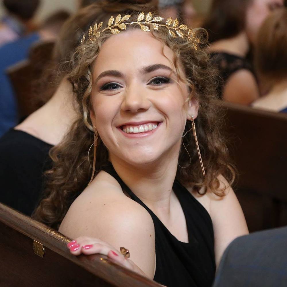 Meet your Posher, Laura